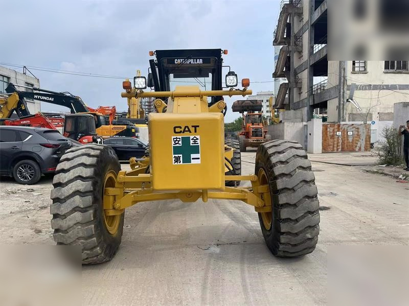 CATERPILLAR 140G - Grader: foto 2 CATERPILLAR 140G - Grader: foto 2