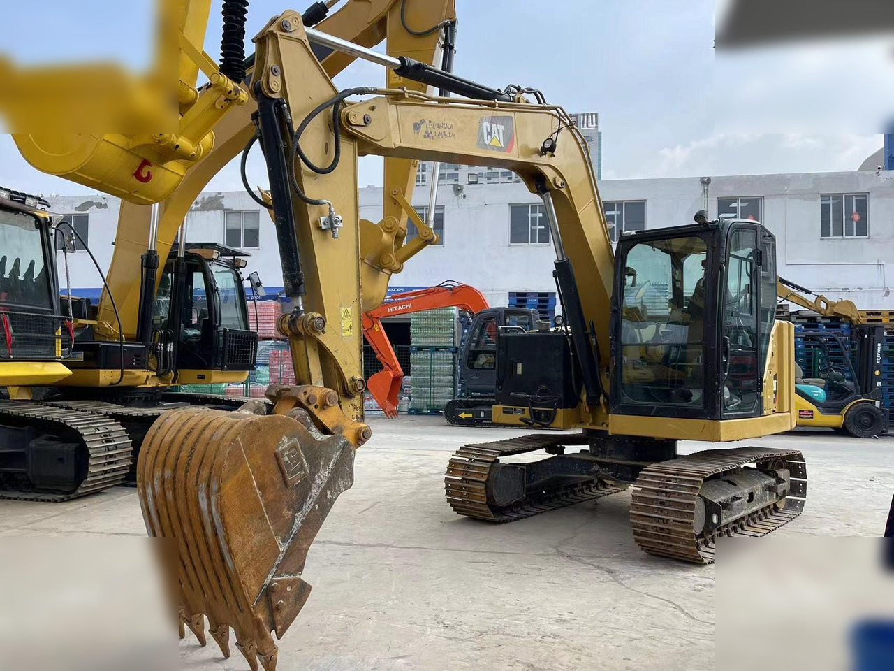 CATERPILLAR 307.5 - Excavadora de cadenas: foto 2 CATERPILLAR 307.5 - Excavadora de cadenas: foto 2