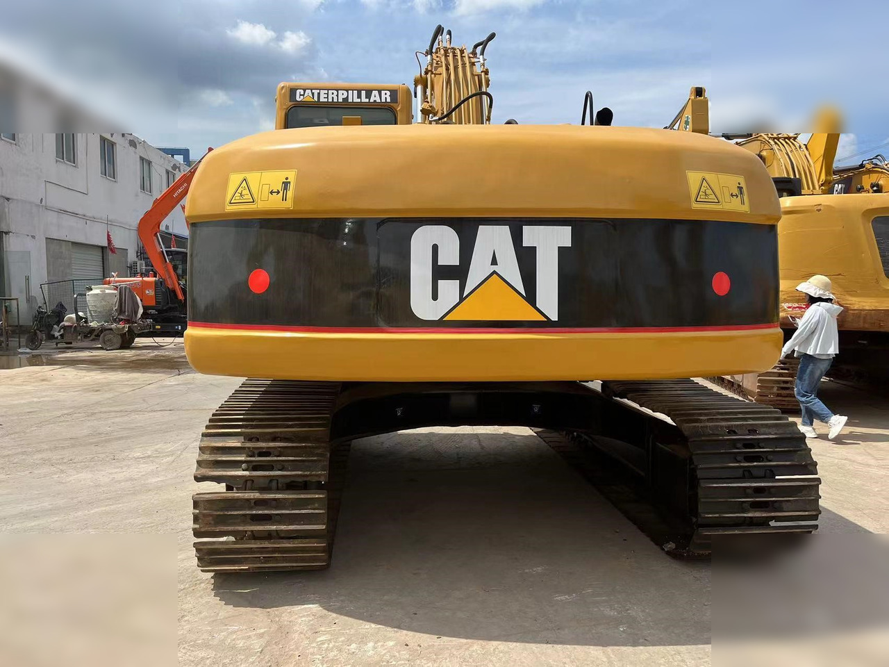 CATERPILLAR 320CL - Excavadora de cadenas: foto 3 CATERPILLAR 320CL - Excavadora de cadenas: foto 3