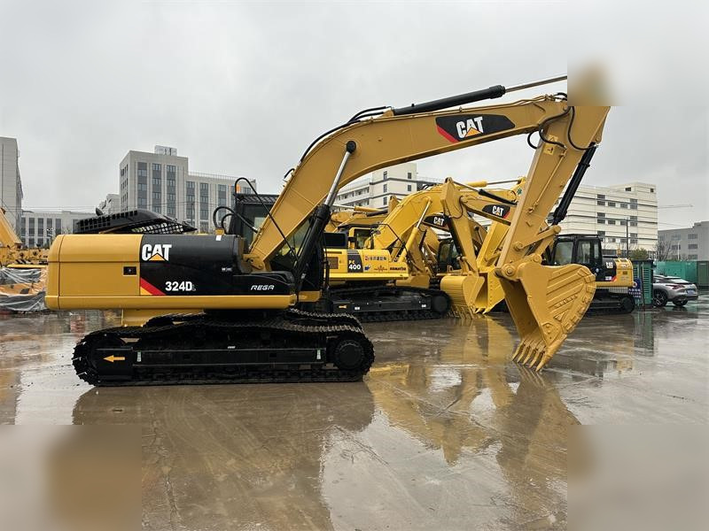 CATERPILLAR 324DL - Excavadora de cadenas: foto 2 CATERPILLAR 324DL - Excavadora de cadenas: foto 2