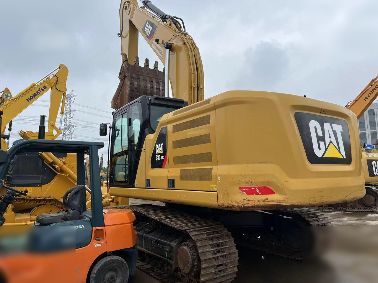 CATERPILLAR 330GC - Excavadora de cadenas: foto 4 CATERPILLAR 330GC - Excavadora de cadenas: foto 4