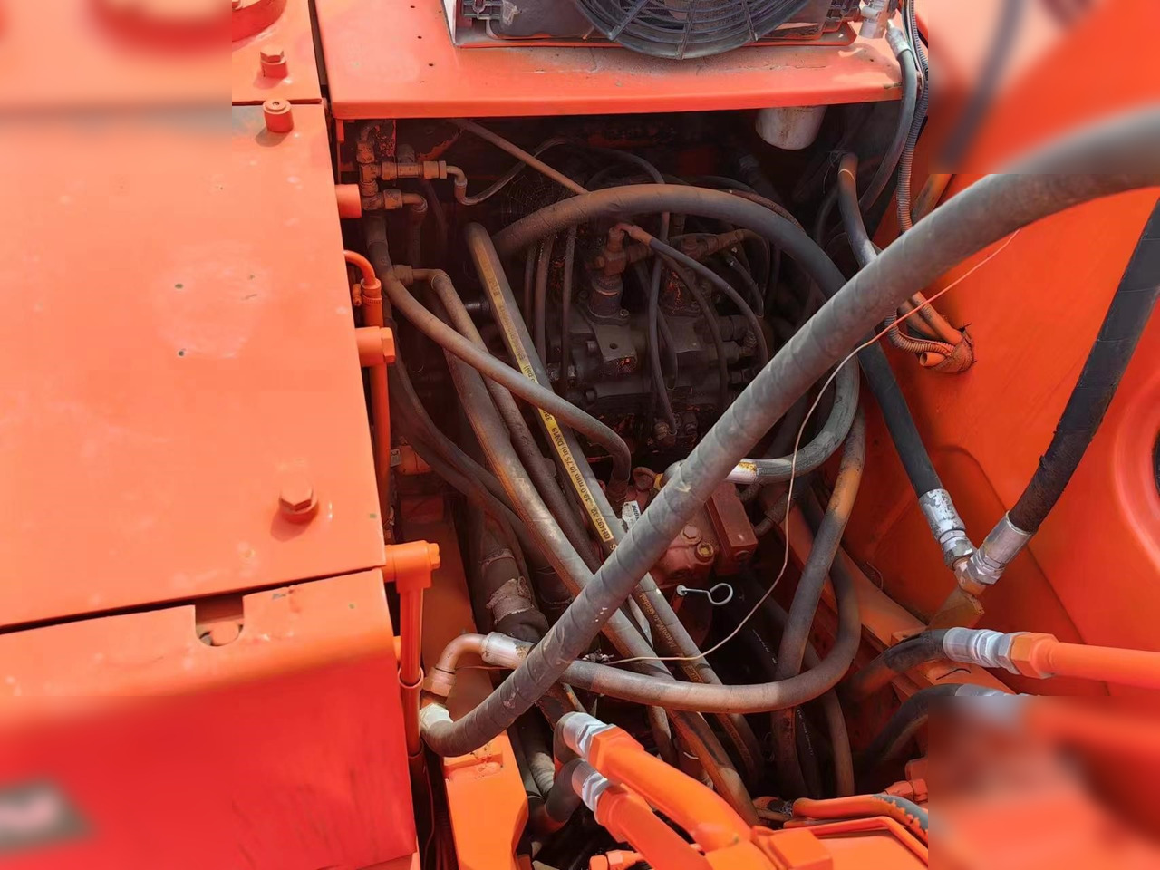 Excavadora de ruedas DOOSAN DH150W-7: foto 7