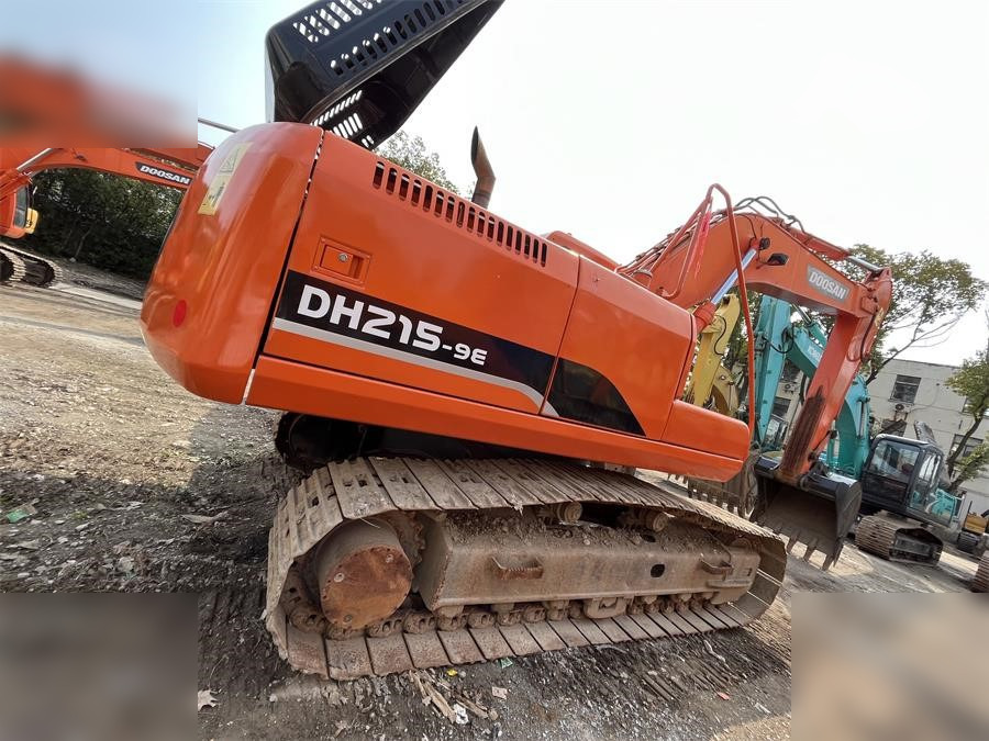 DOOSAN DH215-9E - Excavadora de cadenas: foto 1 DOOSAN DH215-9E - Excavadora de cadenas: foto 1