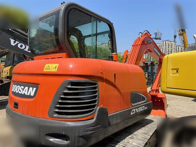 DOOSAN DX60E-9C - Miniexcavadora: foto 3 DOOSAN DX60E-9C - Miniexcavadora: foto 3