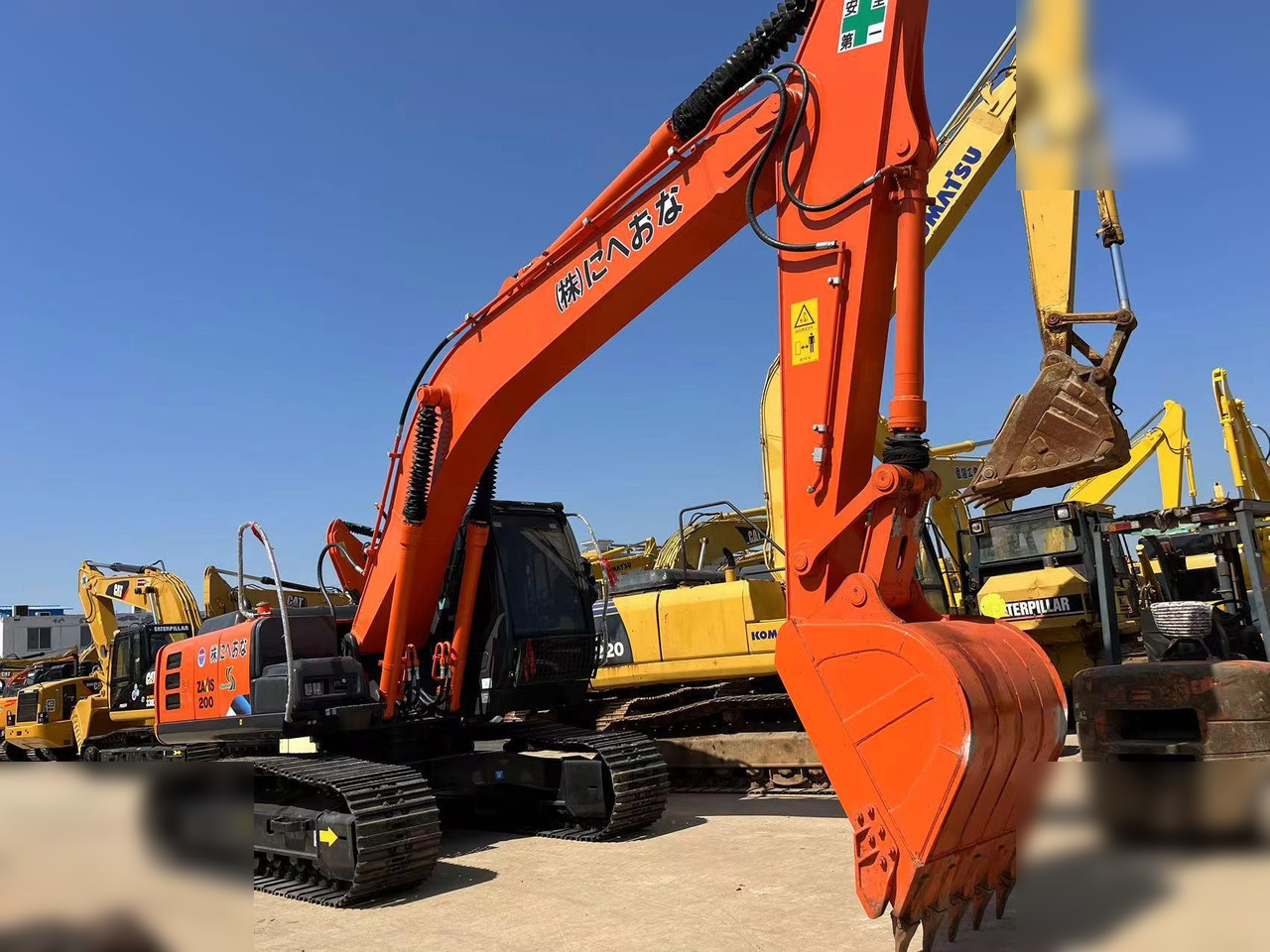 HITACHI ZX200-3G - Excavadora de cadenas: foto 3 HITACHI ZX200-3G - Excavadora de cadenas: foto 3