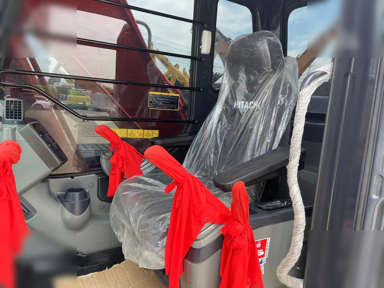 HITACHI ZX200 - Excavadora de cadenas: foto 5 HITACHI ZX200 - Excavadora de cadenas: foto 5