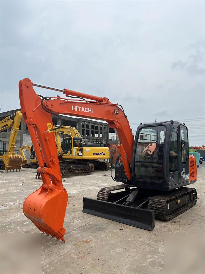 HITACHI ZX60 - Excavadora de cadenas: foto 5 HITACHI ZX60 - Excavadora de cadenas: foto 5