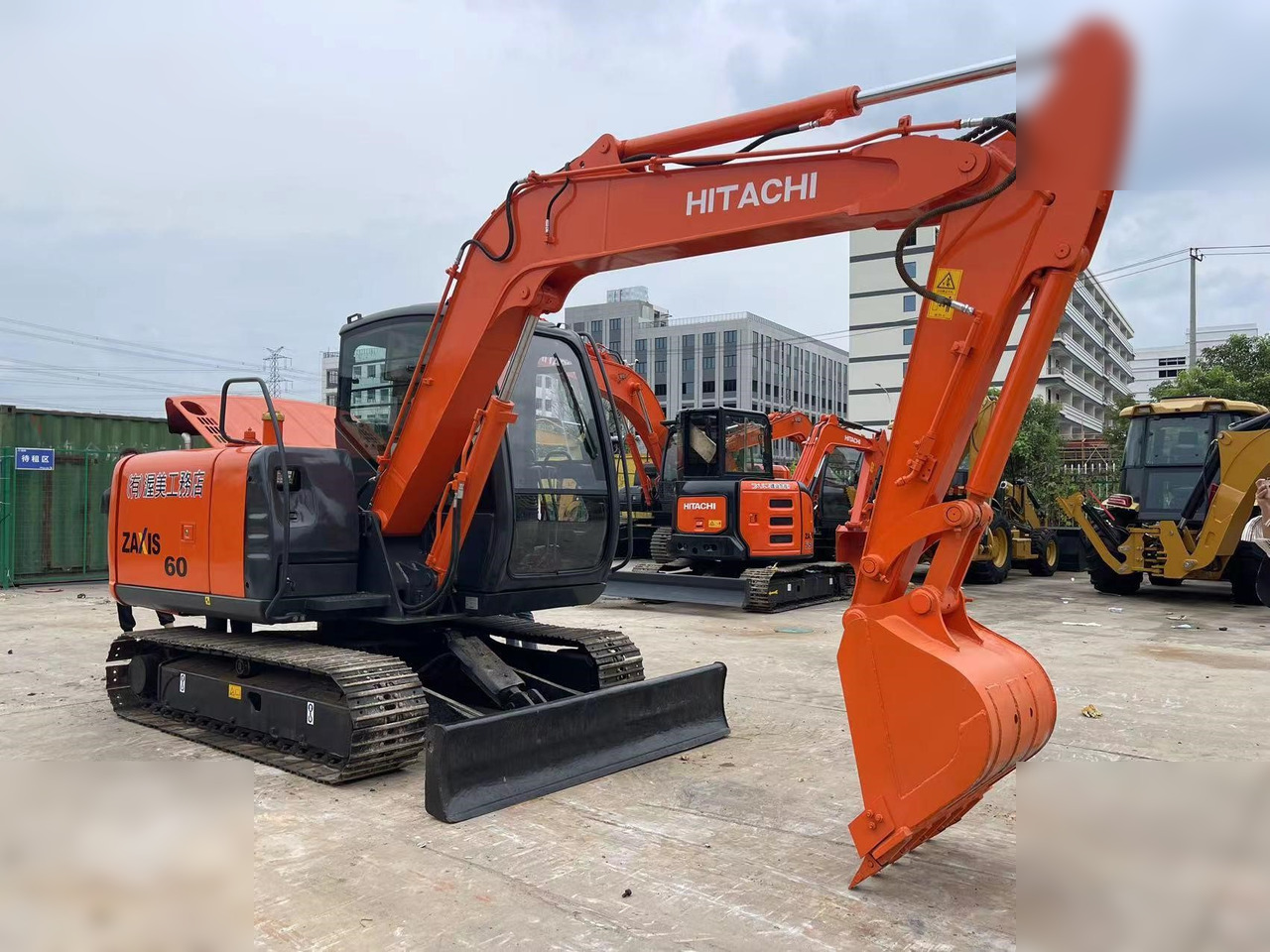 HITACHI ZX70 - Excavadora de cadenas: foto 5 HITACHI ZX70 - Excavadora de cadenas: foto 5