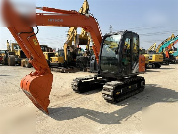 HITACHI ZX70 - Excavadora de cadenas: foto 4 HITACHI ZX70 - Excavadora de cadenas: foto 4