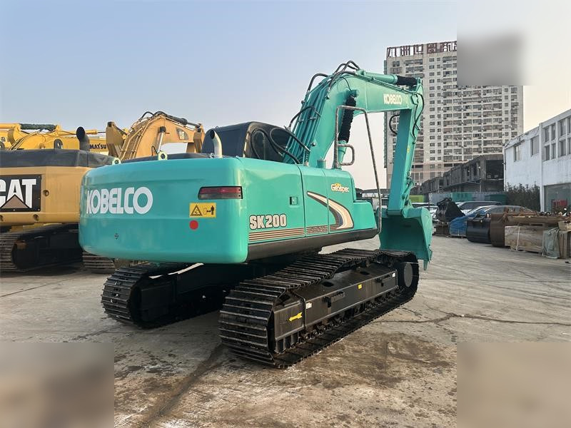KOBELCO SK200-6E - Excavadora de cadenas: foto 5 KOBELCO SK200-6E - Excavadora de cadenas: foto 5