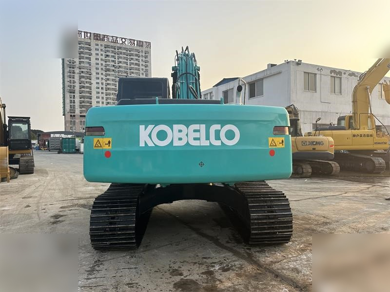 KOBELCO SK200-6E - Excavadora de cadenas: foto 4 KOBELCO SK200-6E - Excavadora de cadenas: foto 4