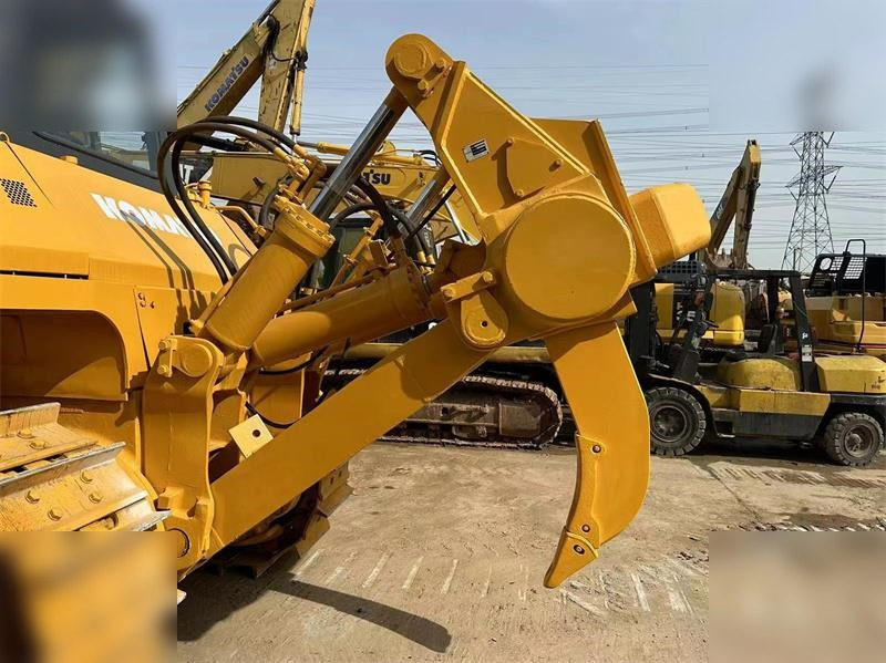 KOMATSU D155A-5 - Bulldozer: foto 3 KOMATSU D155A-5 - Bulldozer: foto 3