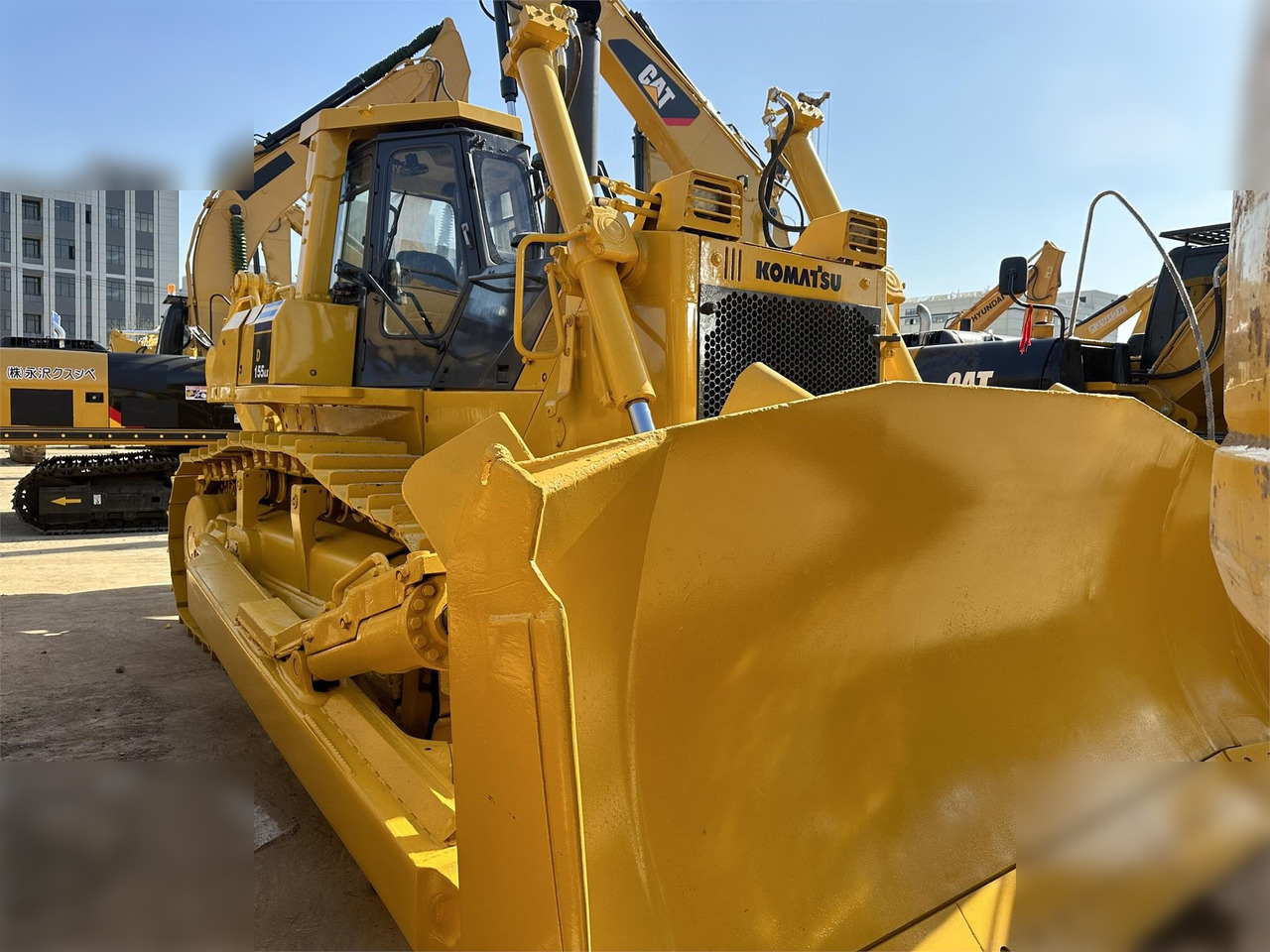 KOMATSU D155A-5 - Bulldozer: foto 3 KOMATSU D155A-5 - Bulldozer: foto 3