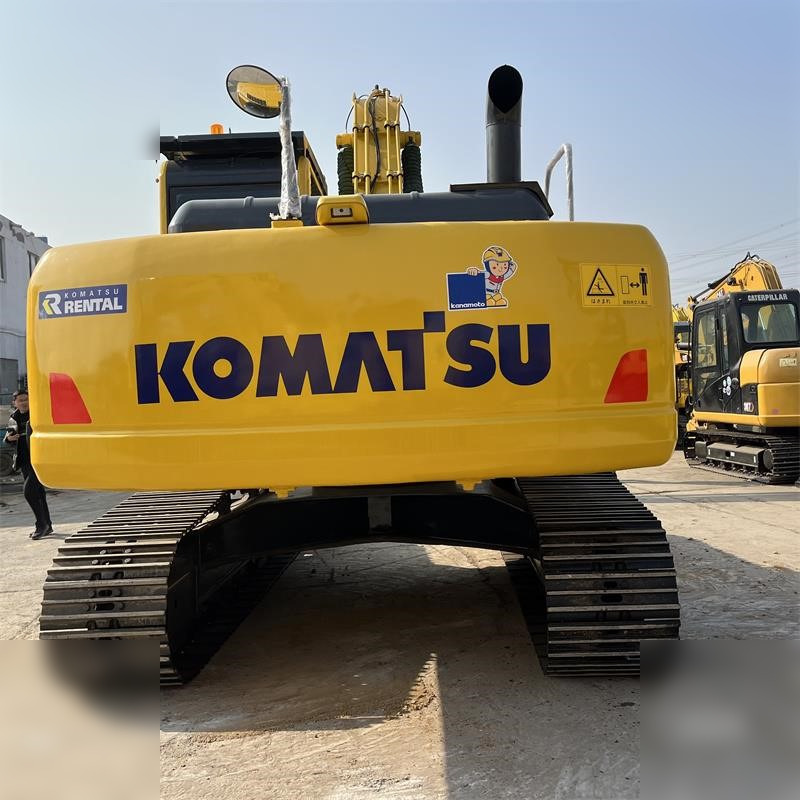 KOMATSU PC220-8 - Excavadora de cadenas: foto 4 KOMATSU PC220-8 - Excavadora de cadenas: foto 4
