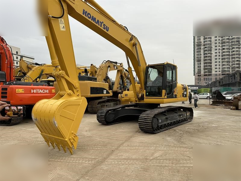KOMATSU PC240 LC-8 - Excavadora de cadenas: foto 2 KOMATSU PC240 LC-8 - Excavadora de cadenas: foto 2