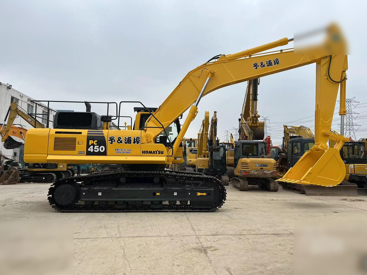 KOMATSU PC450-8 - Excavadora de cadenas: foto 1 KOMATSU PC450-8 - Excavadora de cadenas: foto 1