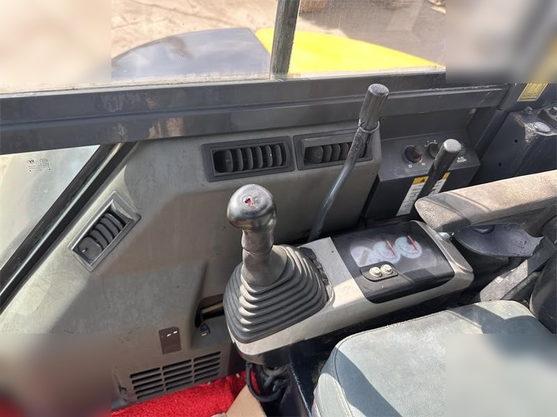 KOMATSU PC55MR-2 - Miniexcavadora: foto 5 KOMATSU PC55MR-2 - Miniexcavadora: foto 5