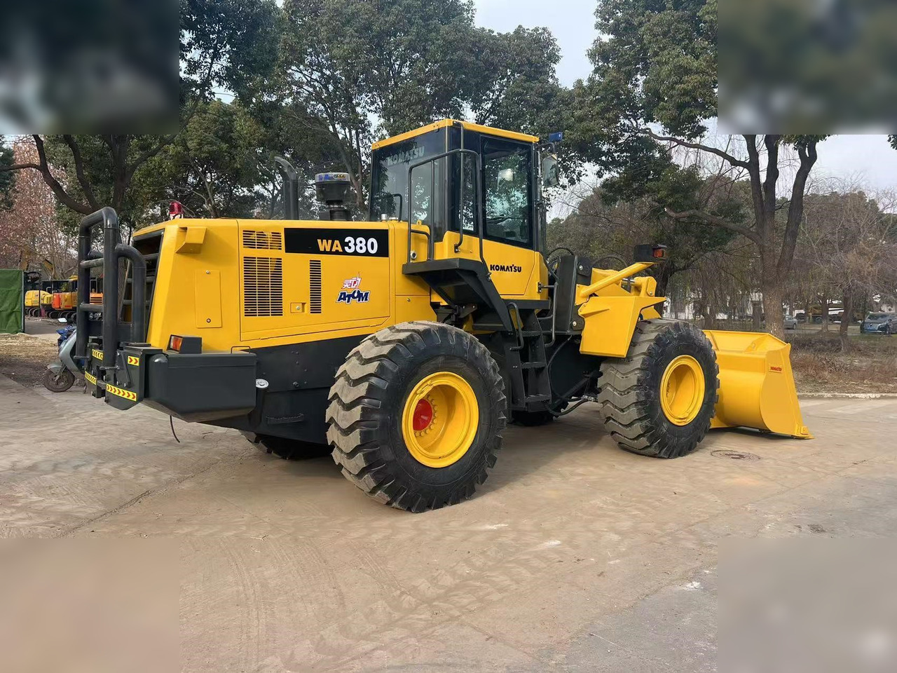 KOMATSU WA380-6 - Cargadora de ruedas: foto 1 KOMATSU WA380-6 - Cargadora de ruedas: foto 1