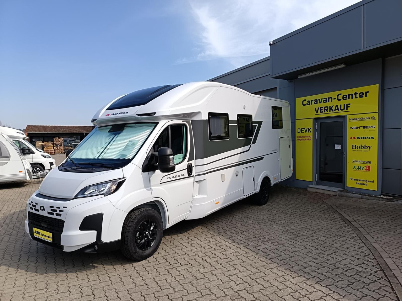 Adria Coral ALL-IN 650 DL*LUFTFEDERUNG HA*SOLAR*SOFORT - Autocaravana perfilada: foto 3 Adria Coral ALL-IN 650 DL*LUFTFEDERUNG HA*SOLAR*SOFORT - Autocaravana perfilada: foto 3
