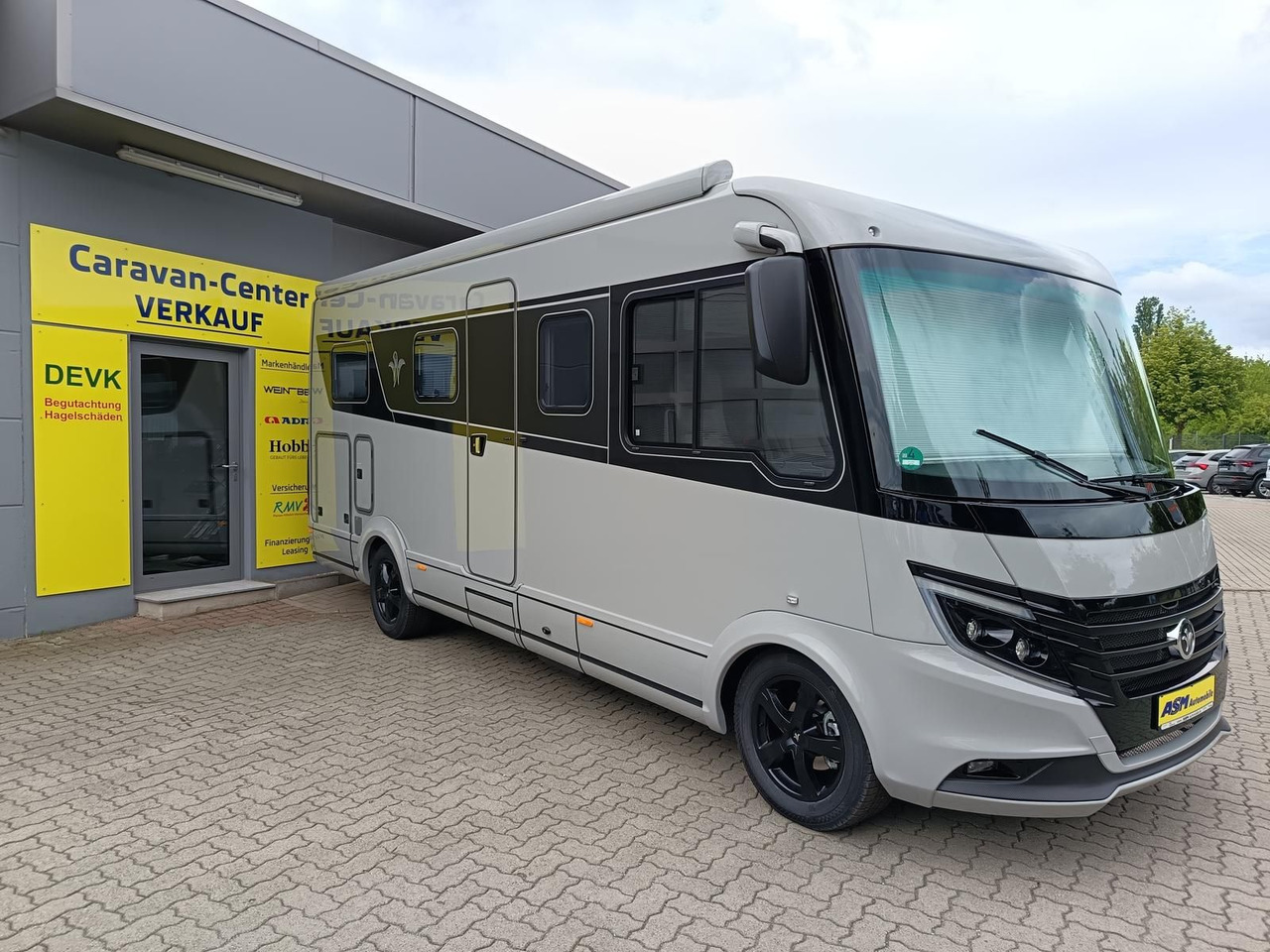 Niesmann + Bischoff iSmove 6.9 E 132 kW*AHK*SOLAR*SAT*TV*DACHKLIMA* - Autocaravana integral: foto 2 Niesmann + Bischoff iSmove 6.9 E 132 kW*AHK*SOLAR*SAT*TV*DACHKLIMA* - Autocaravana integral: foto 2