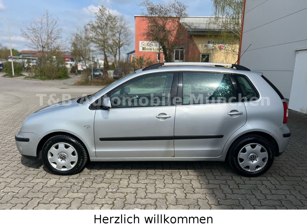 Volkswagen Polo IV 1.2*Comfortline*Klimaanlage*120.000Km* - Coche: foto 1 Volkswagen Polo IV 1.2*Comfortline*Klimaanlage*120.000Km* - Coche: foto 1
