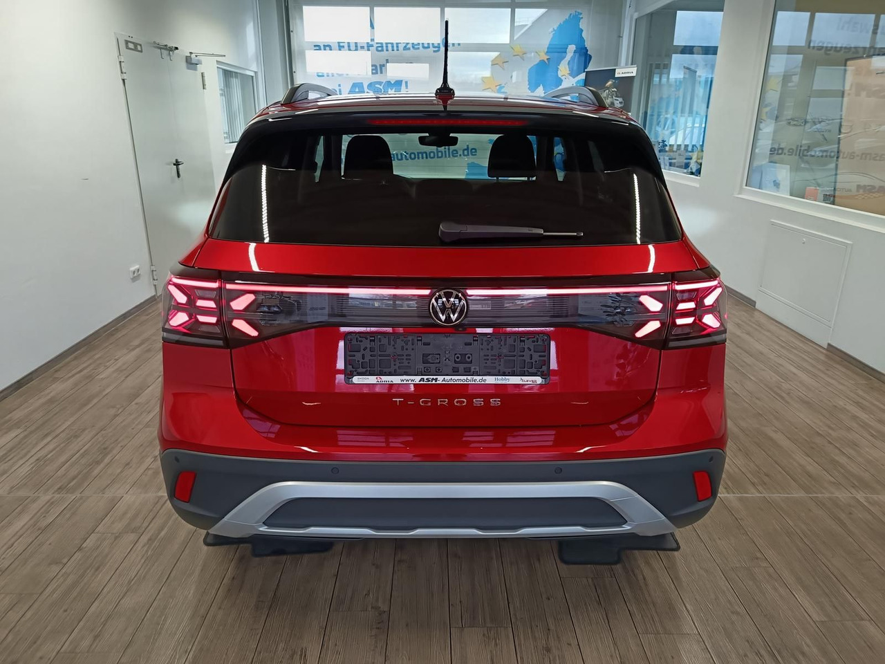 Volkswagen T-Cross Life 1.5 TSI DSG*AHK*MATRIX LED*ACC*SHZ* - SUV/ Todoterreno: foto 5 Volkswagen T-Cross Life 1.5 TSI DSG*AHK*MATRIX LED*ACC*SHZ* - SUV/ Todoterreno: foto 5