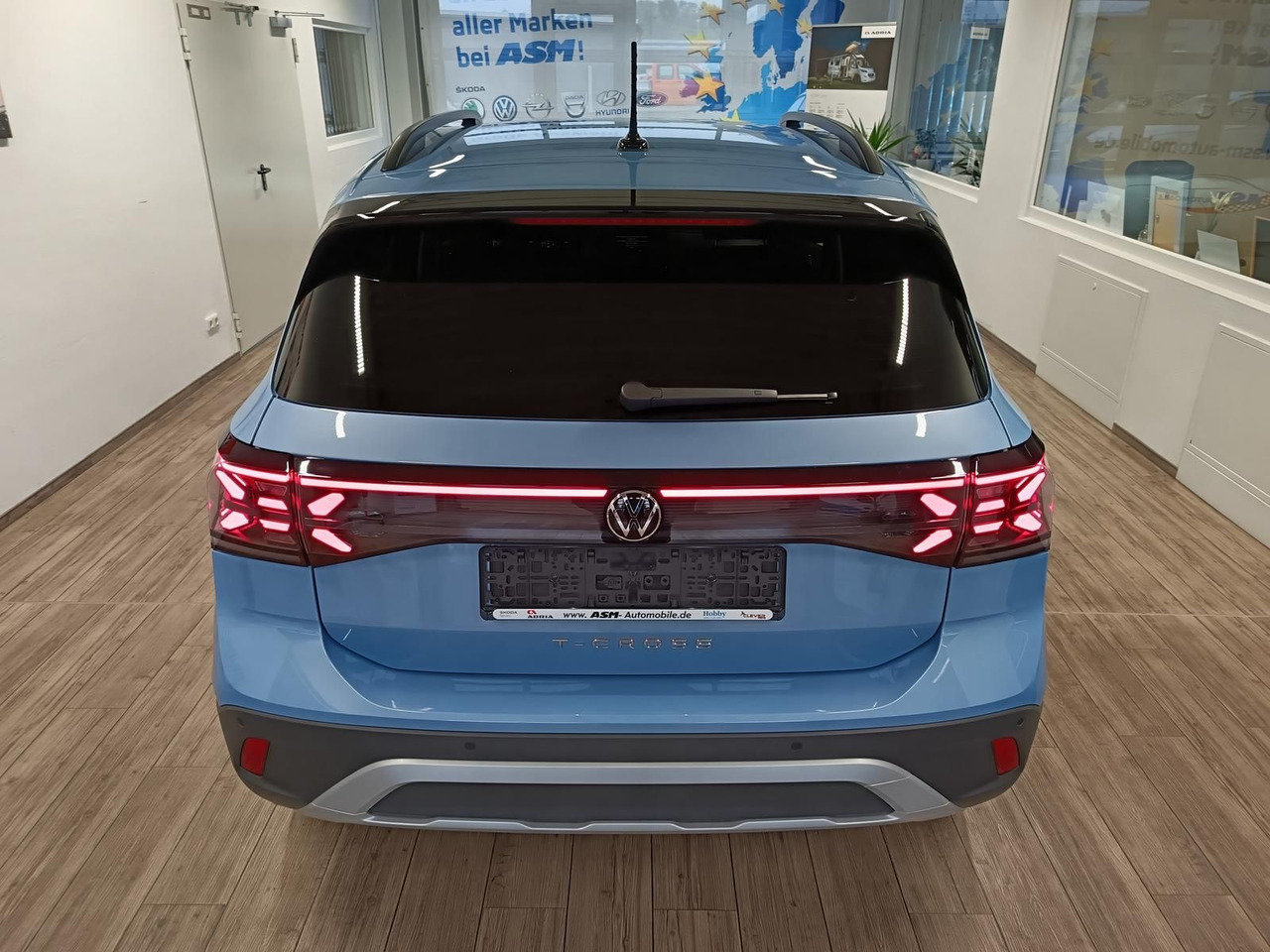 Volkswagen T-Cross Life 1.5 TSI DSG*AHK*MATRIX LED*ACC*SHZ* - SUV/ Todoterreno: foto 5 Volkswagen T-Cross Life 1.5 TSI DSG*AHK*MATRIX LED*ACC*SHZ* - SUV/ Todoterreno: foto 5