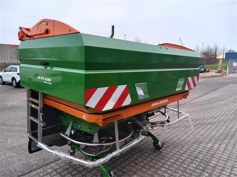 Amazone ZA-TS 4200 Hydro med Argus og WindControl - Esparcidor de fertilizantes: foto 3 Amazone ZA-TS 4200 Hydro med Argus og WindControl - Esparcidor de fertilizantes: foto 3