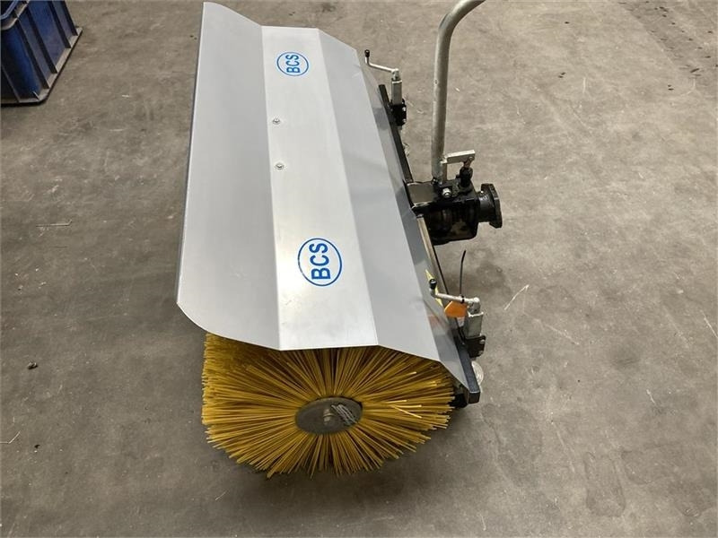 BCS 100 cm kraftig kost ø450 - Barredora cucharón: foto 1 BCS 100 cm kraftig kost ø450 - Barredora cucharón: foto 1