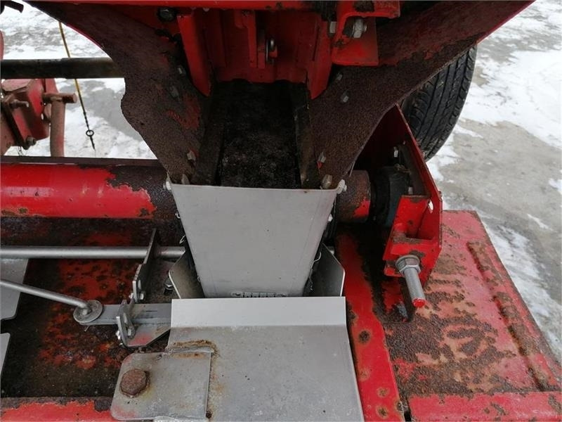 Esparcidor de fertilizantes Bredal B 2: foto 6
