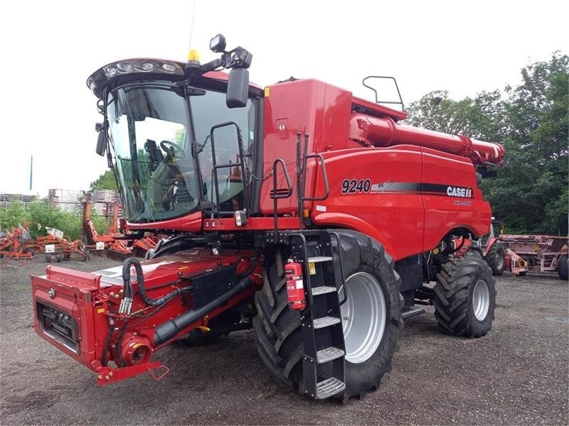 Case IH Axial Flow 9240 - Cosechadora de granos: foto 1 Case IH Axial Flow 9240 - Cosechadora de granos: foto 1
