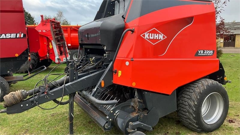 Kuhn VB 2295  - Rotoempacadora: foto 1 Kuhn VB 2295  - Rotoempacadora: foto 1