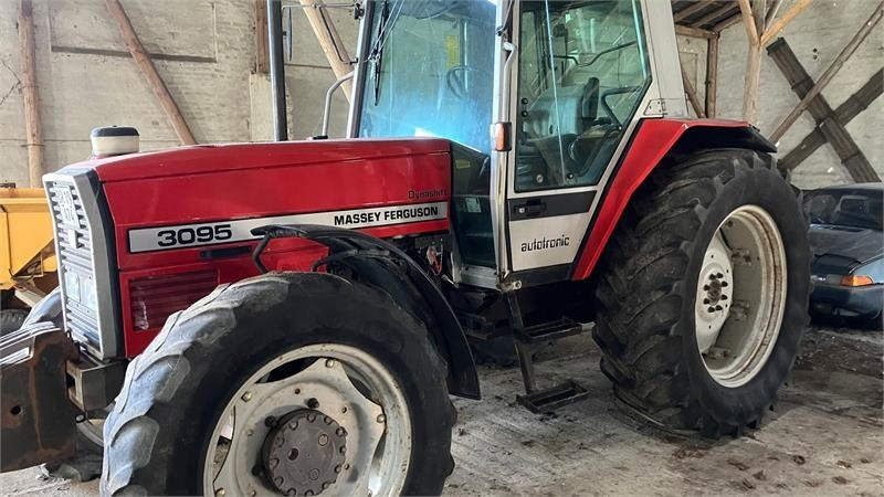 Massey Ferguson 3095 Dynashift - Tractor: foto 1 Massey Ferguson 3095 Dynashift - Tractor: foto 1