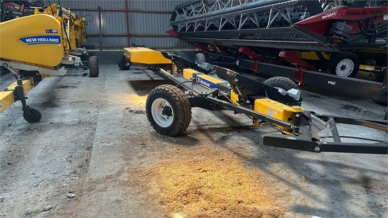 New Holland 4 hjulet skærebordsvogn  - Carro de cosechadora: foto 1 New Holland 4 hjulet skærebordsvogn  - Carro de cosechadora: foto 1