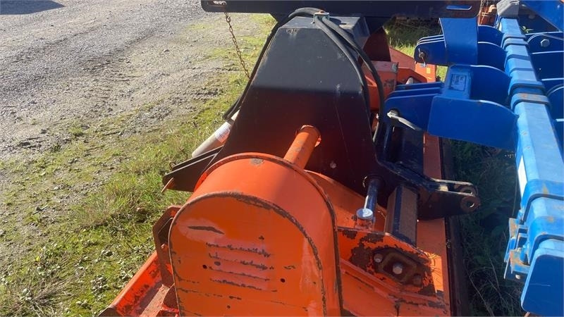 Perfect KM-270 Front og Bagmontering - Segadora: foto 3 Perfect KM-270 Front og Bagmontering - Segadora: foto 3