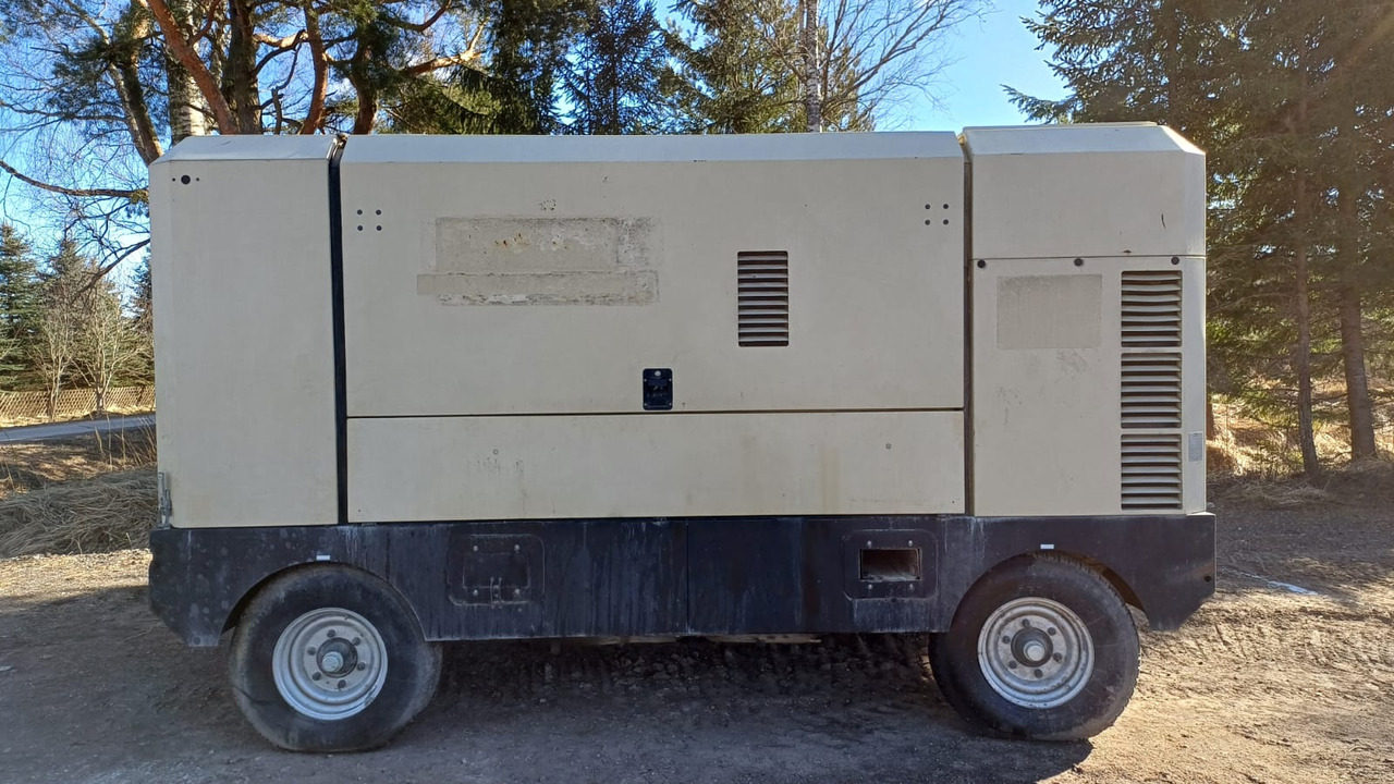 DOOSAN 12250 - Compresor de aire: foto 2 DOOSAN 12250 - Compresor de aire: foto 2