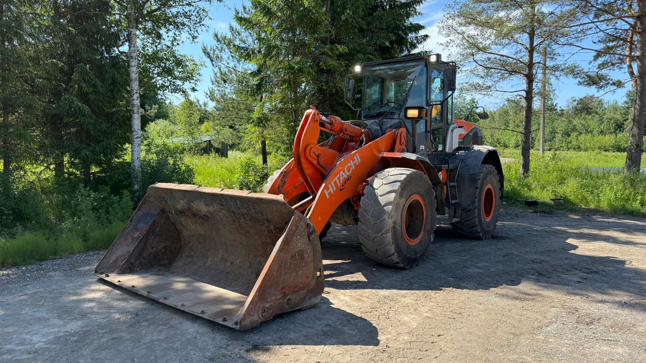 Hitachi ZW140 - Cargadora de ruedas: foto 1 Hitachi ZW140 - Cargadora de ruedas: foto 1