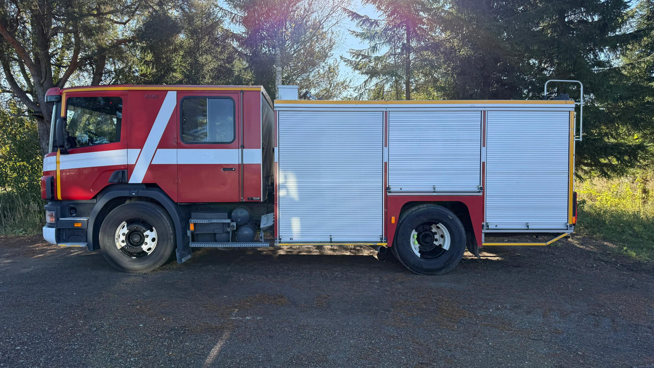 SCANIA P94 - Camión de bomberos: foto 2 SCANIA P94 - Camión de bomberos: foto 2