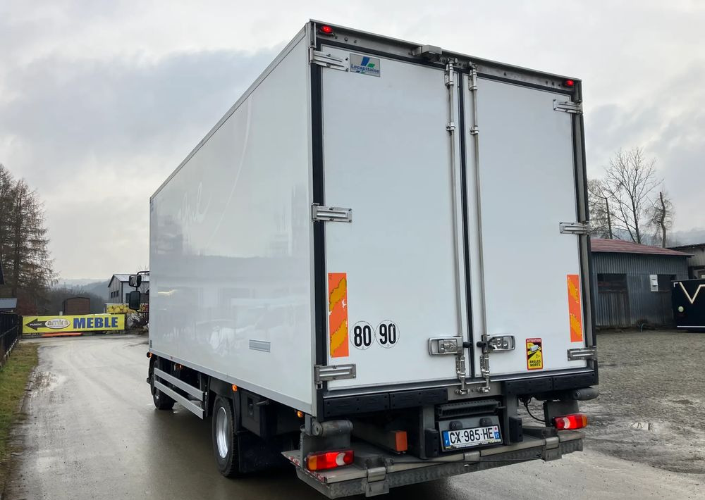 Renault Renault Midlum 220chłodnia izoterma - Camión frigorífico: foto 4 Renault Renault Midlum 220chłodnia izoterma - Camión frigorífico: foto 4