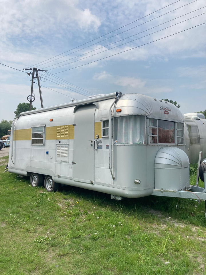 1968 Airstream Silver Streak 1968 Airstream Silver Streak – Fully Rebuilt Vintage Travel Trailer - Caravana: foto 1 1968 Airstream Silver Streak 1968 Airstream Silver Streak – Fully Rebuilt Vintage Travel Trailer - Caravana: foto 1