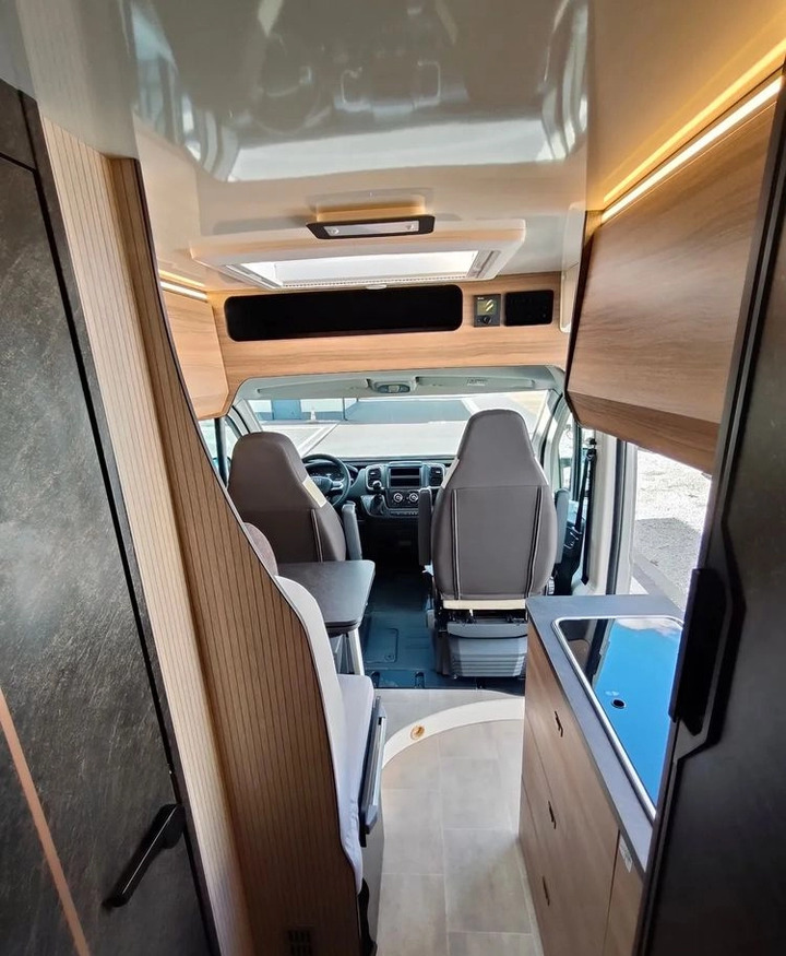 Autocaravana Fiat Ducato Rimor Horus 45 NEW AUTOMAT Grau Truma Diesel Lampen FULL LED 4-Sitzer: foto 19