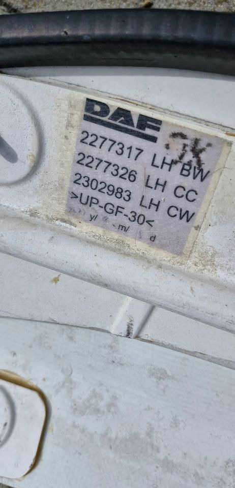 DAF XD NGD SPOILER OWIEWKA KLIN KOSA L/P NOWY 2277317 2277318 - Aerodinámica/ Spoiler para Camión: foto 3 DAF XD NGD SPOILER OWIEWKA KLIN KOSA L/P NOWY 2277317 2277318 - Aerodinámica/ Spoiler para Camión: foto 3