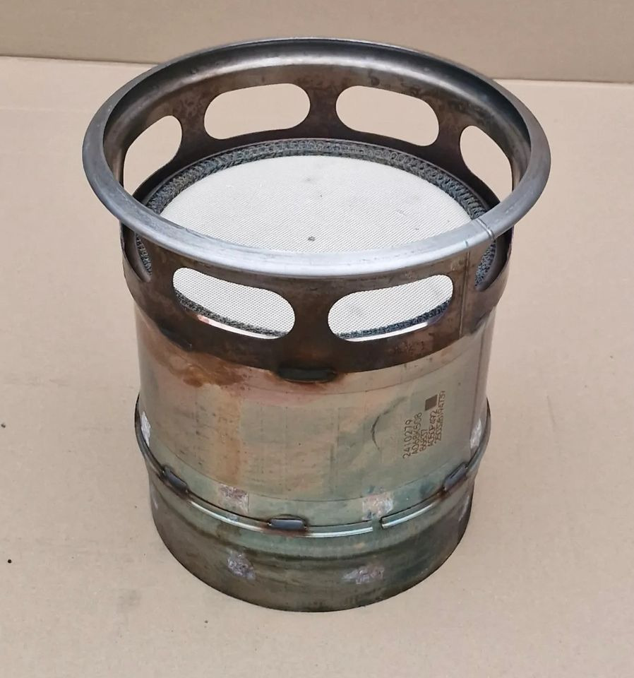 DAF XF XG FILTR CZĄSTEK STAŁYCH DPF 2410279 - Sistema de escape para Camión: foto 1 DAF XF XG FILTR CZĄSTEK STAŁYCH DPF 2410279 - Sistema de escape para Camión: foto 1