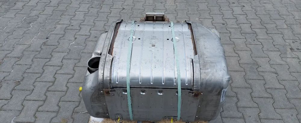 IVECO EUROCARGO EURO 6 KATALIZATOR TŁUMIK NOWY 5801833244 - Convertidor catalítico para Camión: foto 5 IVECO EUROCARGO EURO 6 KATALIZATOR TŁUMIK NOWY 5801833244 - Convertidor catalítico para Camión: foto 5