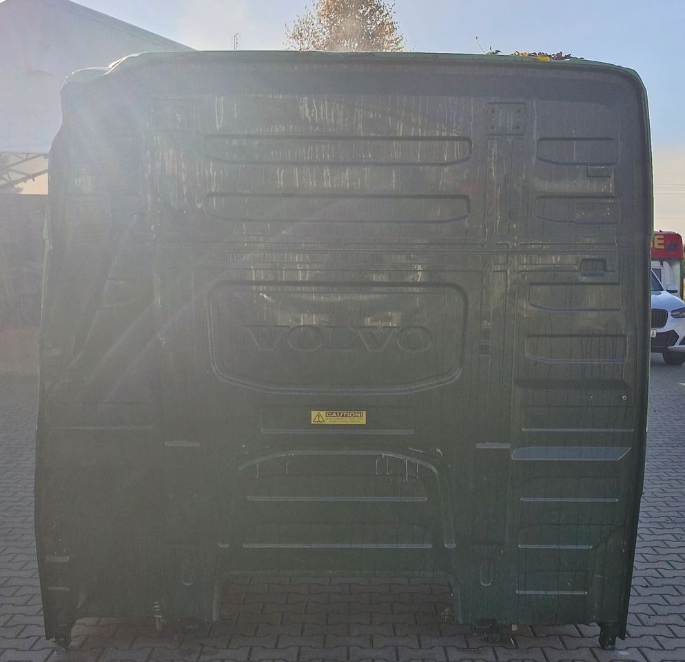 KABINA VOLVO FH4 FH5 2023R - Carrocería y exterior: foto 2 KABINA VOLVO FH4 FH5 2023R - Carrocería y exterior: foto 2