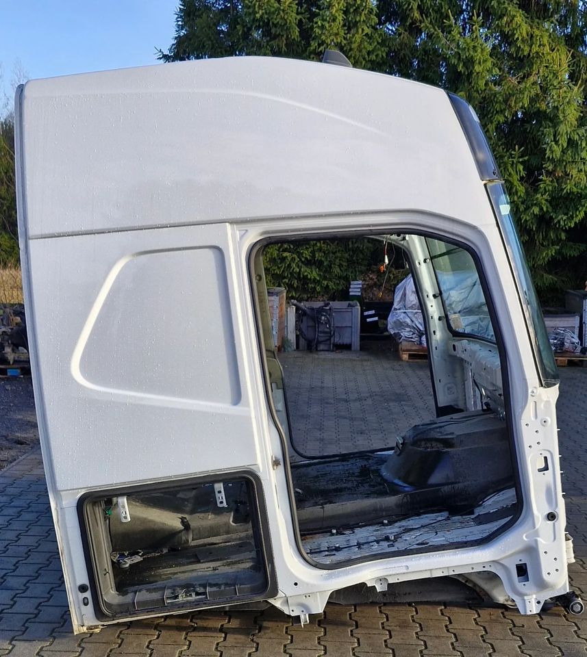 KABINA VOLVO FH4 - Carrocería y exterior: foto 2 KABINA VOLVO FH4 - Carrocería y exterior: foto 2