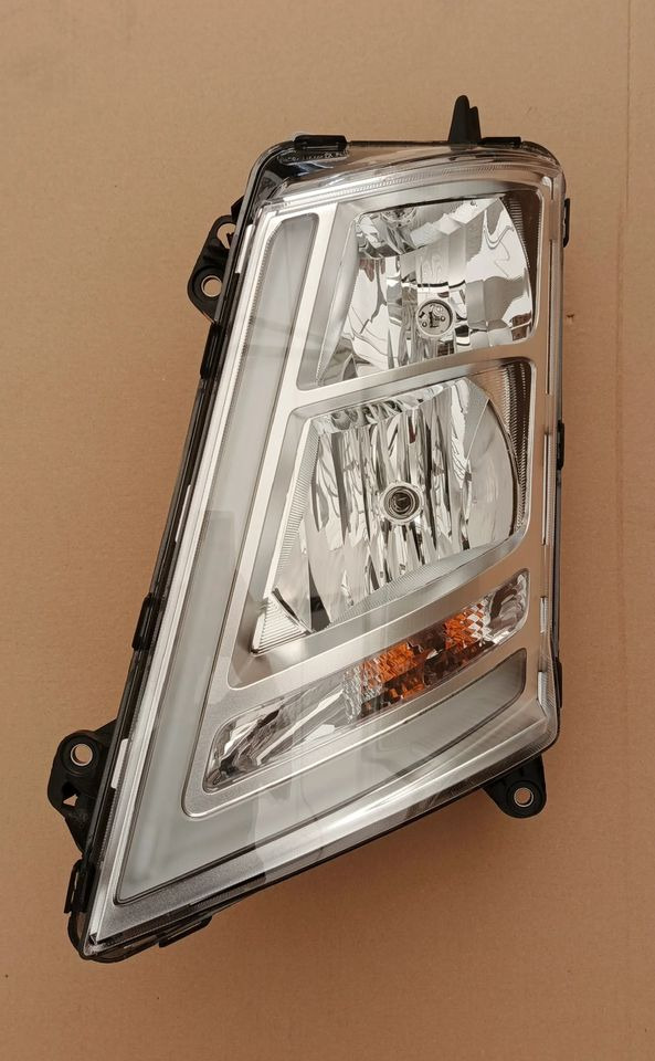 VOLVO FH4 LAMPA PRZEDNIA LEWA H7 2024r 24159327 - Faro delantero para Camión: foto 1 VOLVO FH4 LAMPA PRZEDNIA LEWA H7 2024r 24159327 - Faro delantero para Camión: foto 1