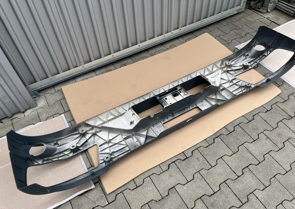 Zderzak MAN TGL TG3 nowy model oryginał - Carrocería y exterior para Camión: foto 3 Zderzak MAN TGL TG3 nowy model oryginał - Carrocería y exterior para Camión: foto 3