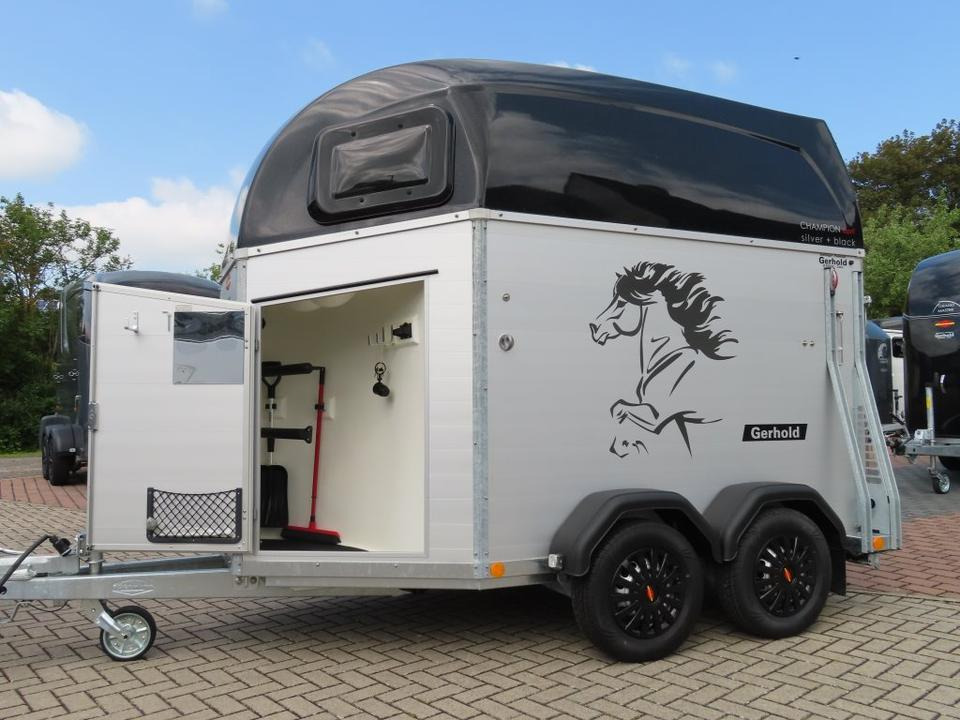 Remolque para caballos Böckmann Pferdeanhänger Champion Esprit ISY Sattelkammer 100km/h: foto 13 Remolque para caballos Böckmann Pferdeanhänger Champion Esprit ISY Sattelkammer 100km/h: foto 13