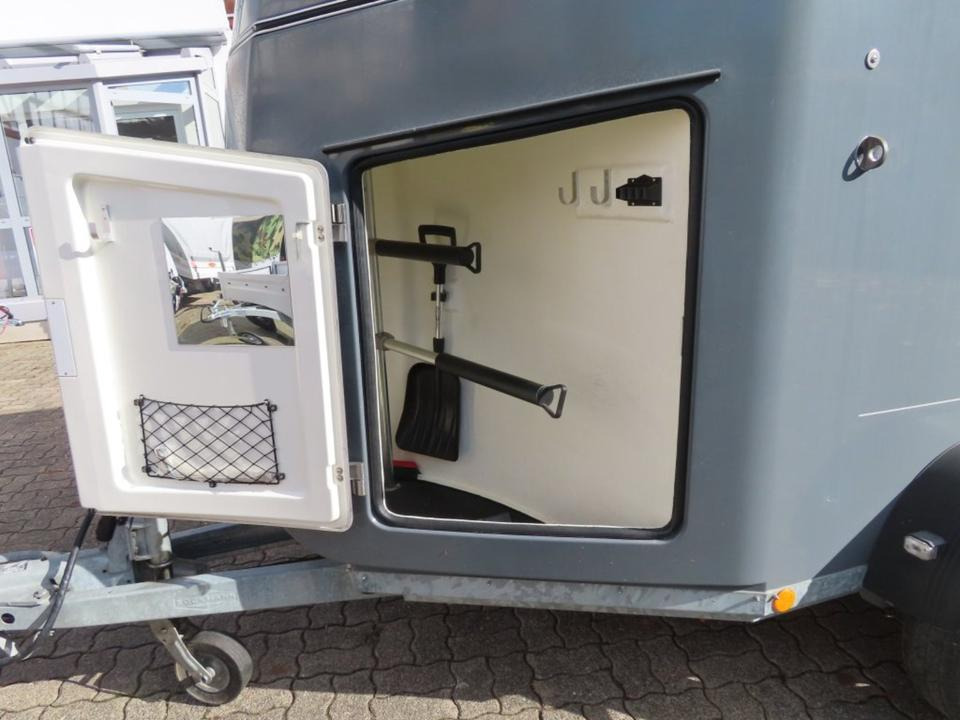 Böckmann, Pferdeanhänger, Comfort,CFF,,Aluboden, SaKa, 100 km/h - Remolque para caballos: foto 4 Böckmann, Pferdeanhänger, Comfort,CFF,,Aluboden, SaKa, 100 km/h - Remolque para caballos: foto 4